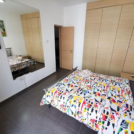 Beachy Keen City Apartment Lárnaca Exterior foto